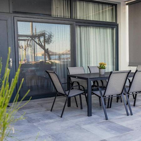 ニキティEnalia Luxury Livingアパートメント エクステリア 写真