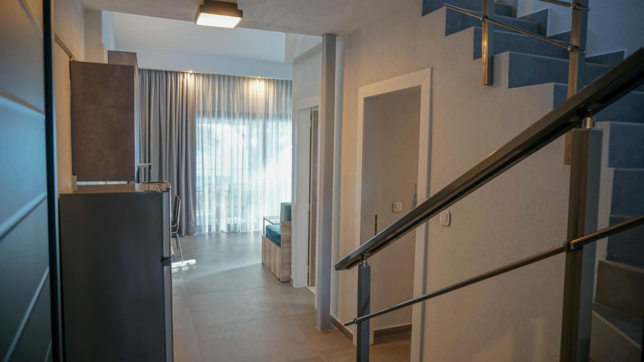 ニキティEnalia Luxury Livingアパートメント エクステリア 写真