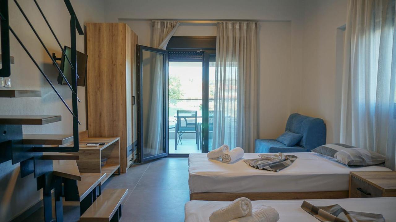ニキティEnalia Luxury Livingアパートメント エクステリア 写真